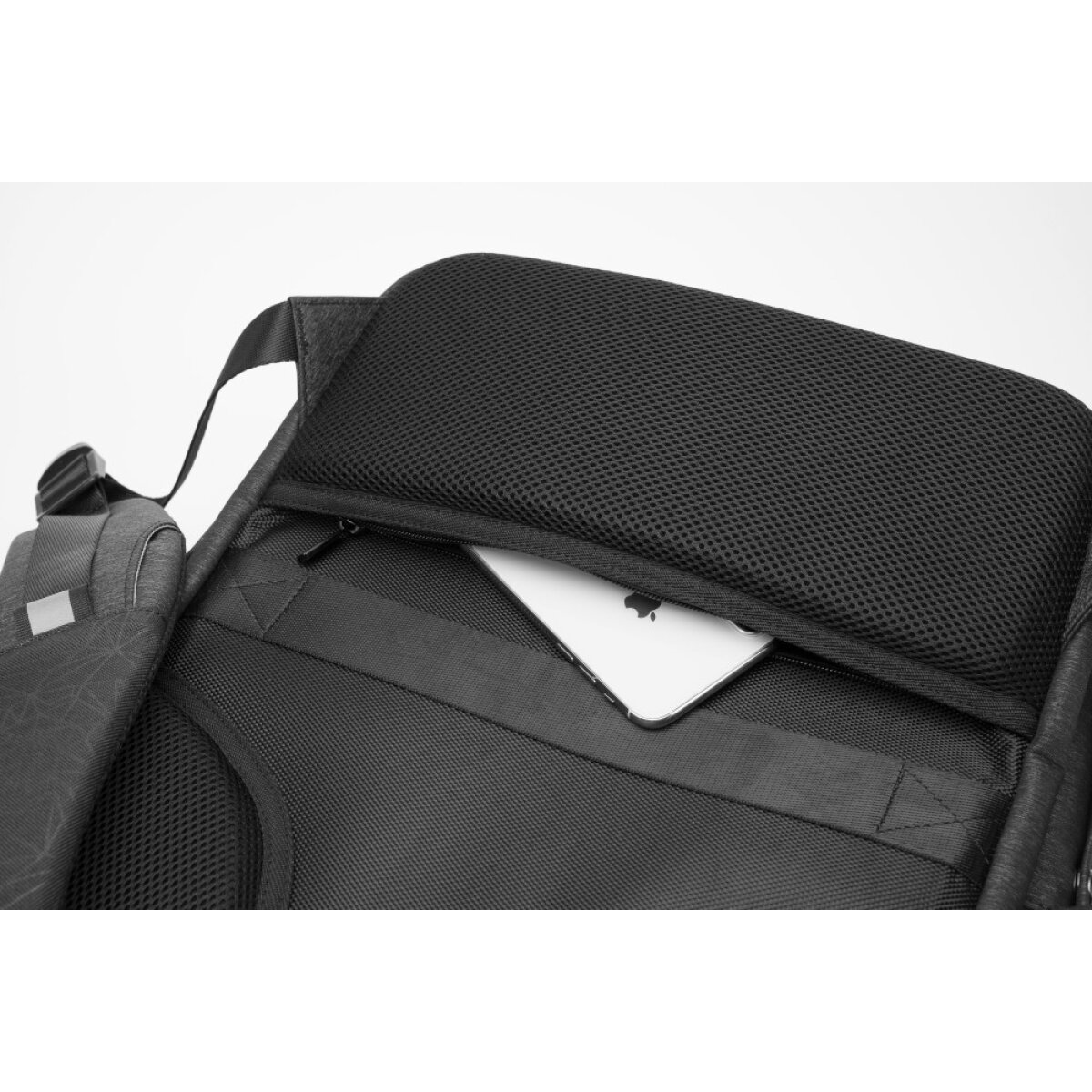 B00218-BK-6 ARCTIC HUNTER τσάντα πλάτης B00218 με θήκη laptop 15.6", USB, 24L, μαύρη - Image 9